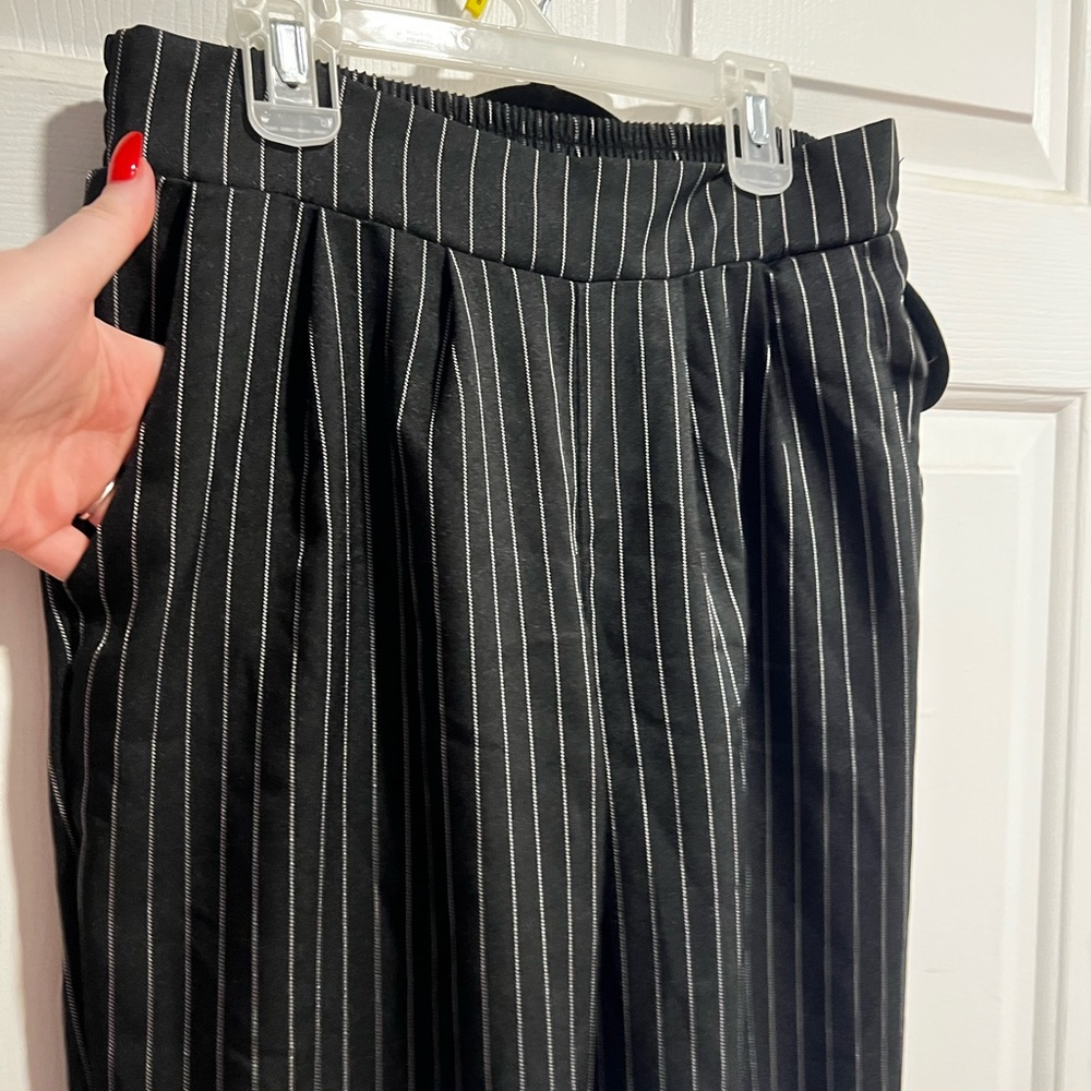 Black pin striped pants - Picture 5 of 8